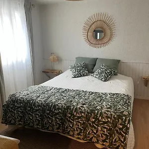 https://chambres-dhtes-valensole.fr-provencehotel.com